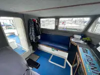 Catamaran de vânzare