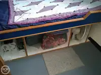 Șalupă de vânzare