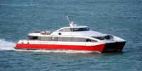 Catamaran de vânzare