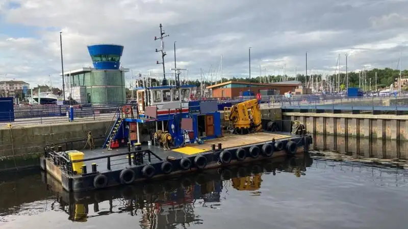 Nava container de vânzare