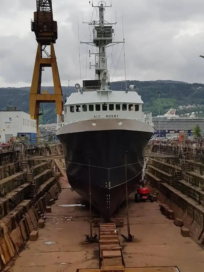 Nava container de vânzare