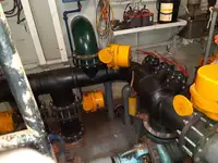 Nava de pescuit tip trauler de vânzare