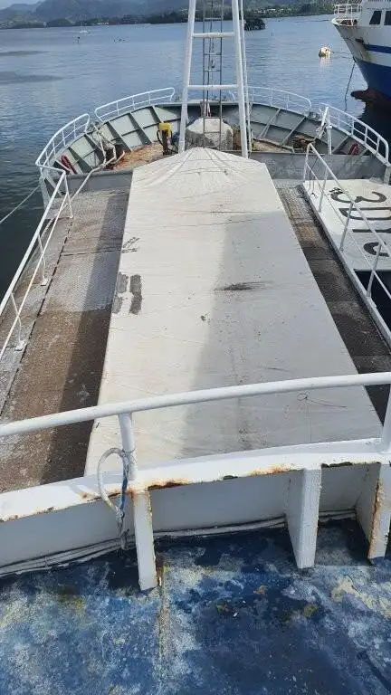 Nava de pescuit cu linii lungi de vânzare