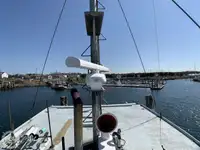 Nava de pescuit cu linii lungi de vânzare