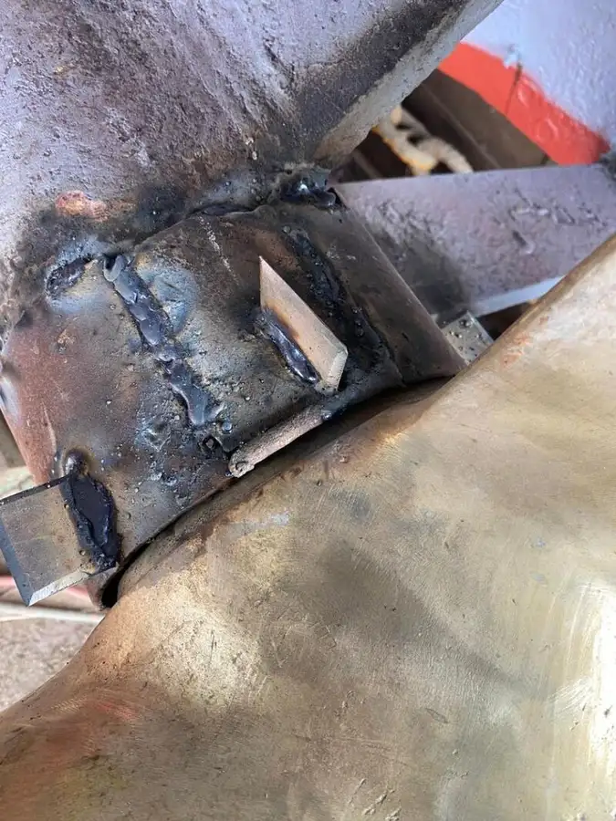 Navă cu feribotul de vânzare