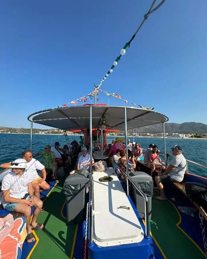 Submarin de vânzare