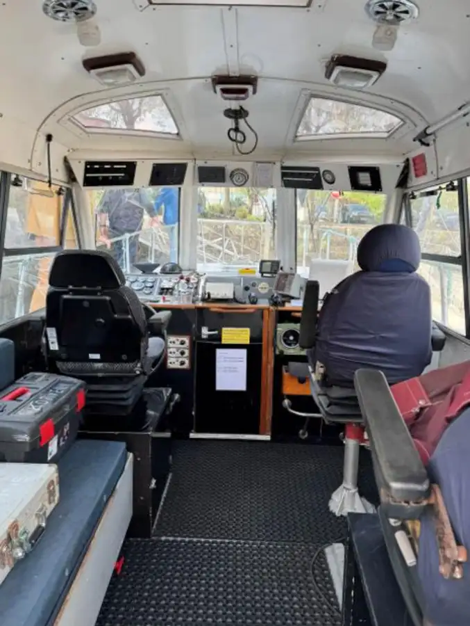 Barcă pilot de vânzare