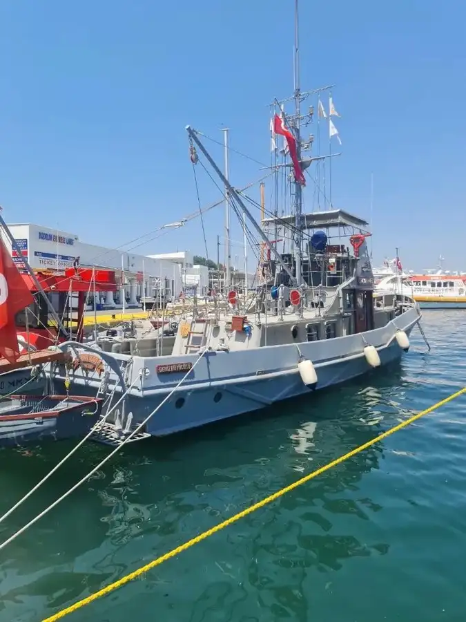 Barcă de foc de vânzare