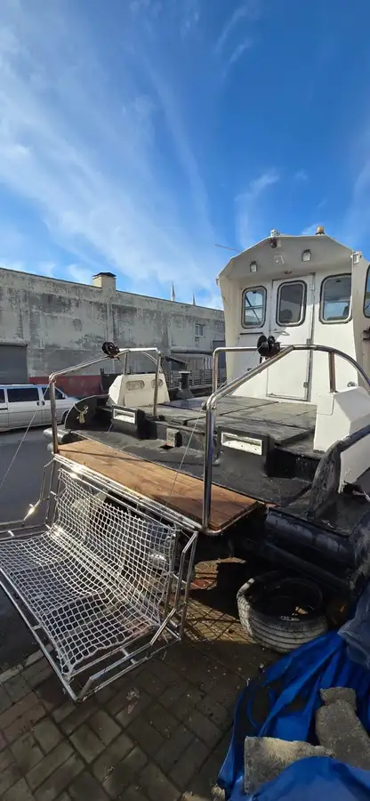 Barcă pilot de vânzare