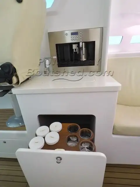 Vas cu motor de vânzare