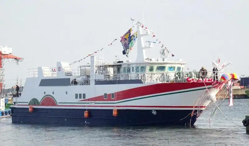 Nava RoPax de vânzare