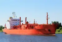 Transportator GNL de vânzare