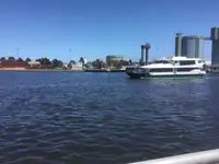 Vas cu motor de vânzare