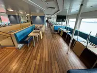 Vas cu motor de vânzare