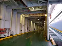 Nava refefer de vânzare