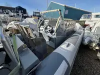 Barcă gonflabilă rigidă de vânzare