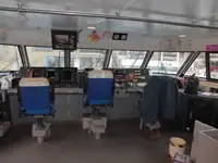 Navă cu feribotul de vânzare