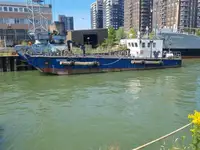 Vase de aterizare, tanc de vânzare