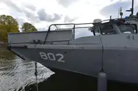 Nava militară de vânzare
