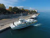 Catamaran de vânzare