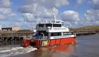 Nava de containere de vânzare