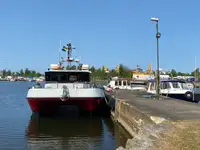 Catamaran de vânzare