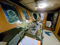 Vase de aterizare, tanc de vânzare