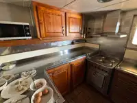 Nava de containere de vânzare