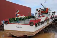 Nava de containere de vânzare